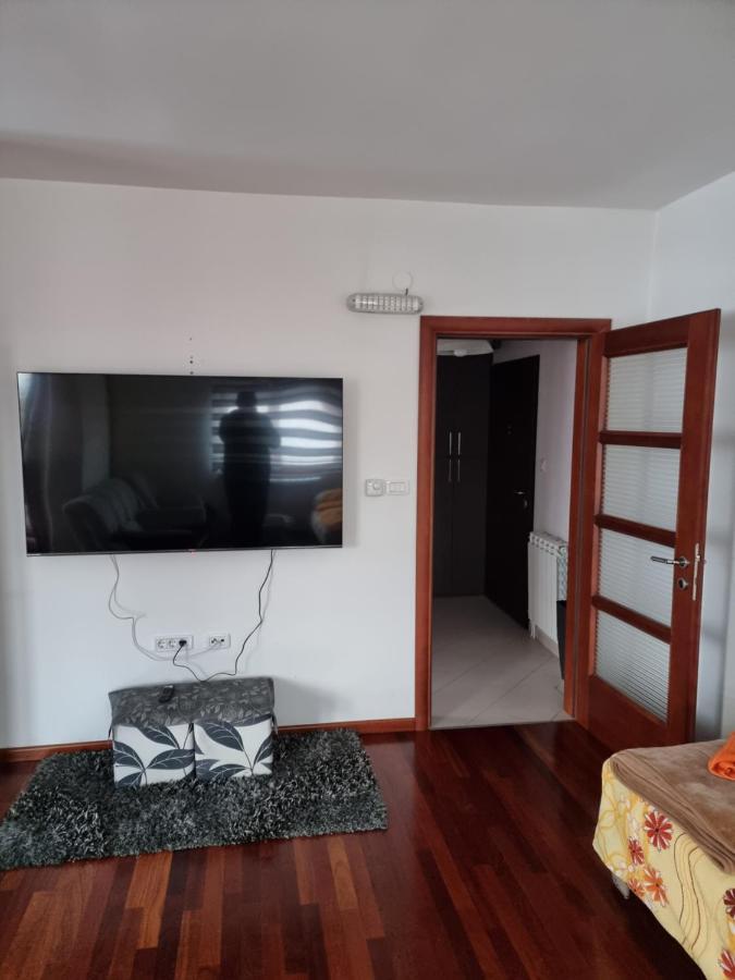 Deluxe Apartment Lv 자블야크 외부 사진
