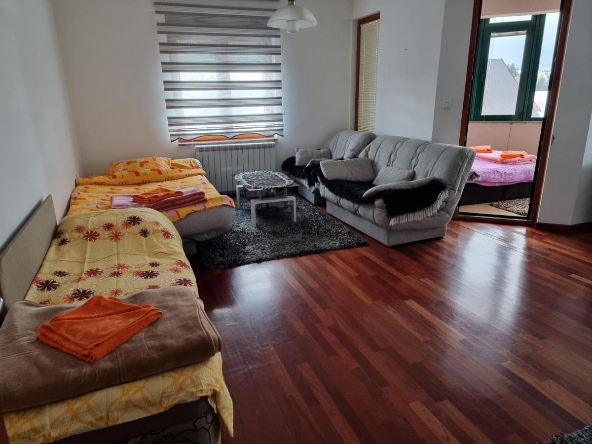 Deluxe Apartment Lv 자블야크 외부 사진
